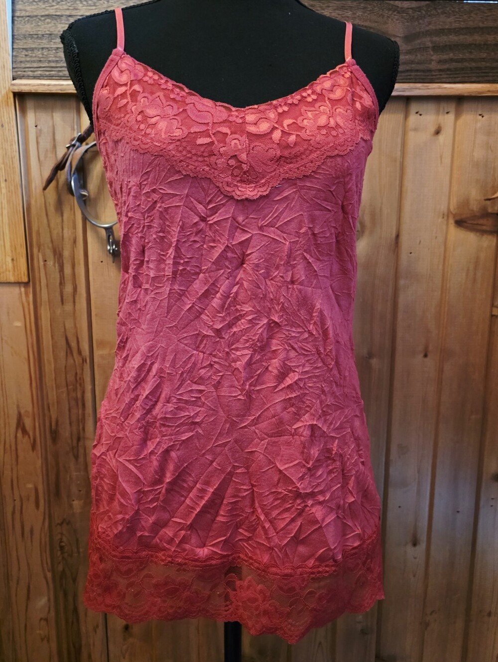Maurices Y2k Inspired Lace-Trim Lace Trimmed Crinkle Cami